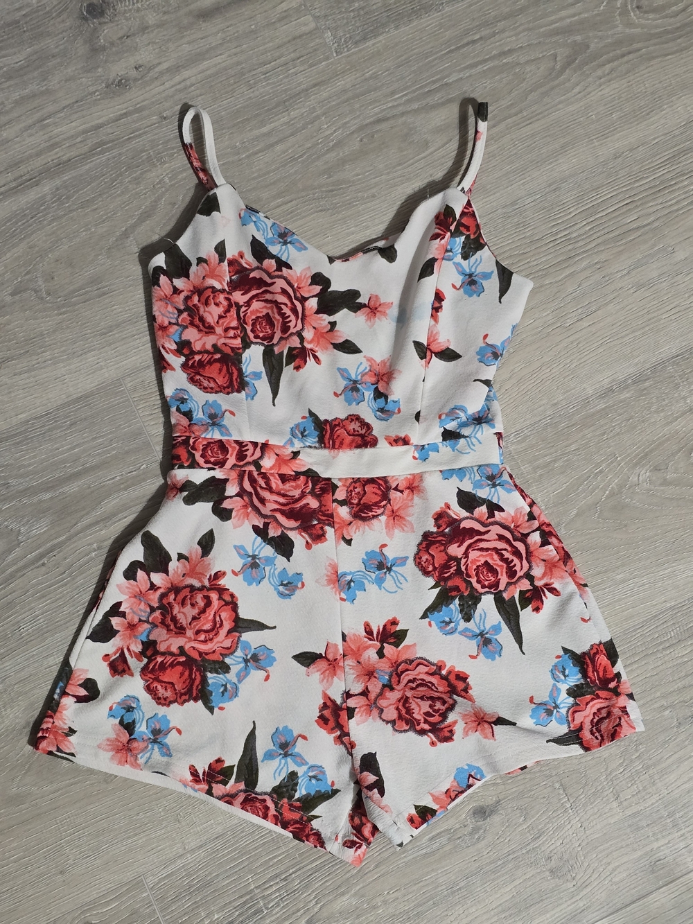 Hot Kiss White Floral Romper with Red and Blue Flowers